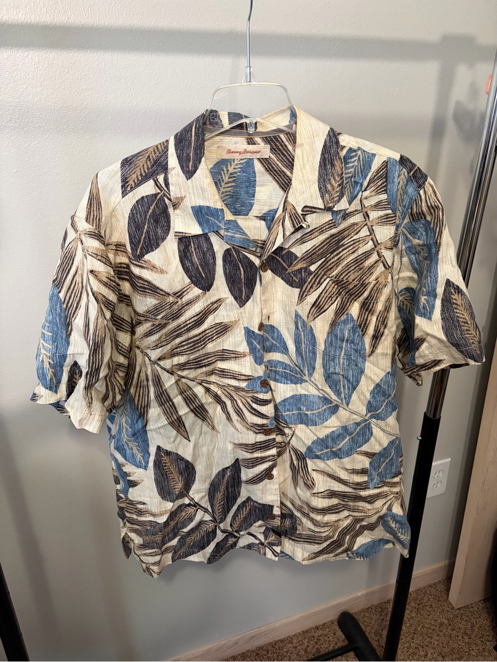 Tommy Bahama Cream Short-Sleeve Leaf Print Button-Down in Blue & Brown